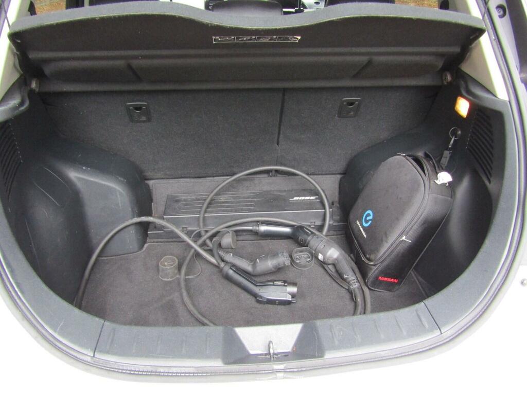 Nissan Leaf Hatchback 30Kwh Tekna 201616 White #20