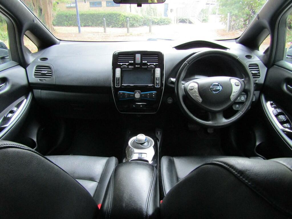 Nissan Leaf Hatchback 30Kwh Tekna 201616 White #6