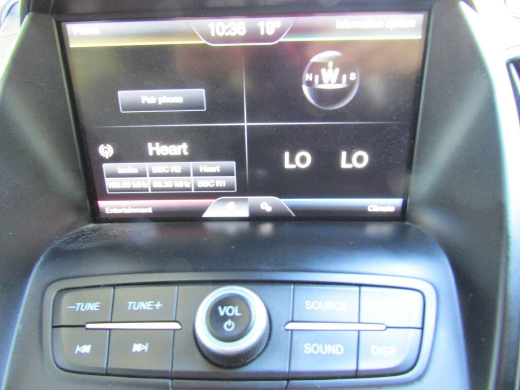 Ford C-Max 2.0 Tdci Titanium X Black #16