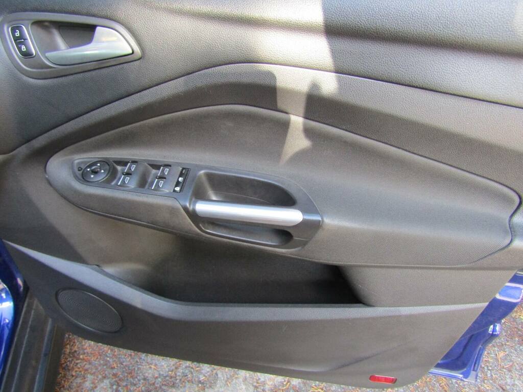 Ford C-Max 2.0 Tdci Titanium X Black #22