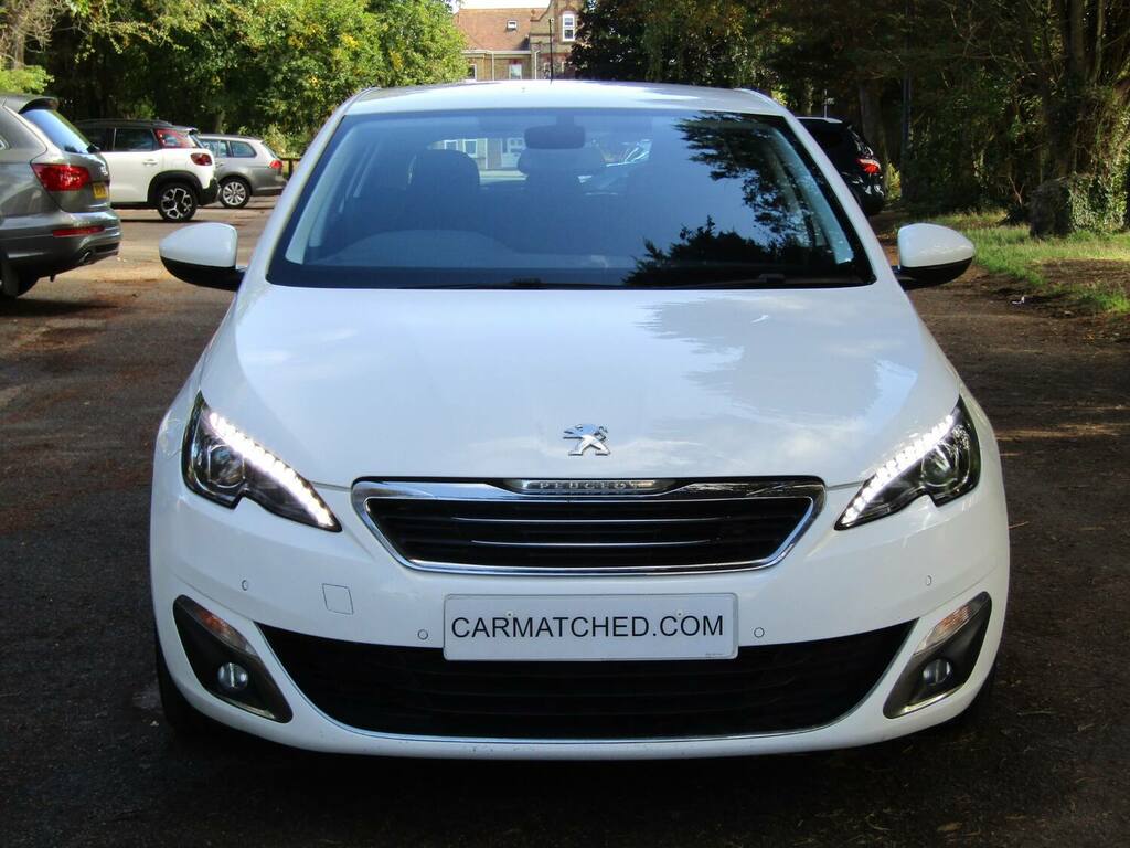 Peugeot 308 1.6 Bluehdi 120 Allure Eat6 White #3