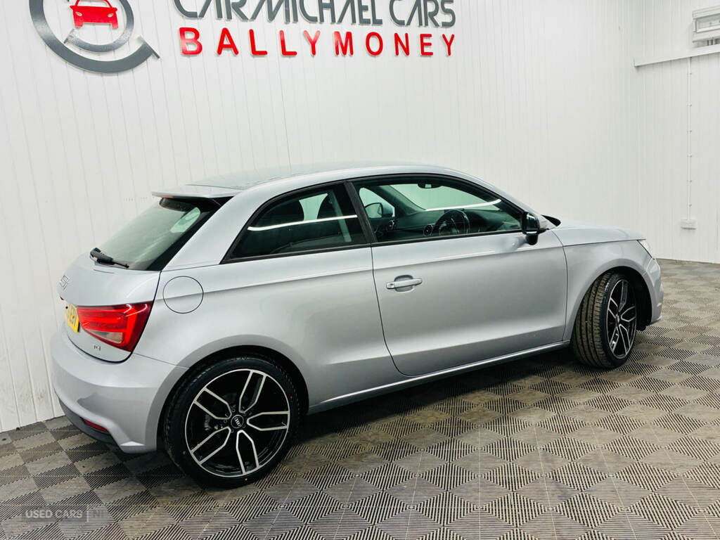 Audi A1 1.6 Tdi Sport BP65EDV Silver #4