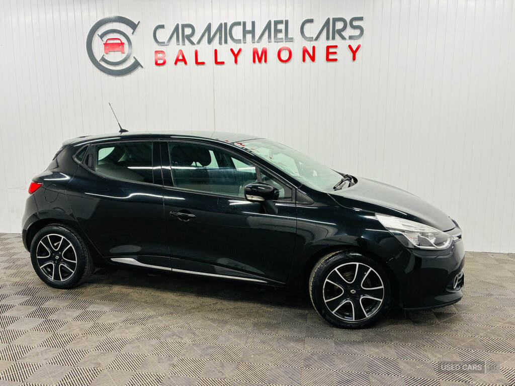 Renault Clio Hatchback Dynamique Medianav Energy Tce S-s 2013 Yellow #1