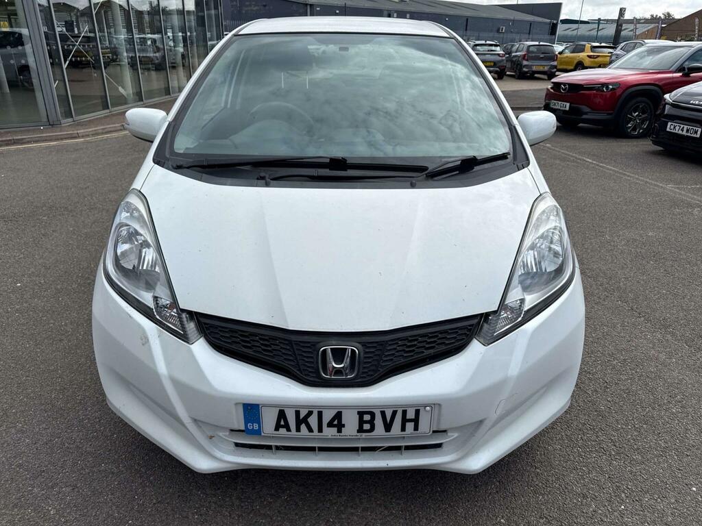 Honda Jazz Es Plus White #2