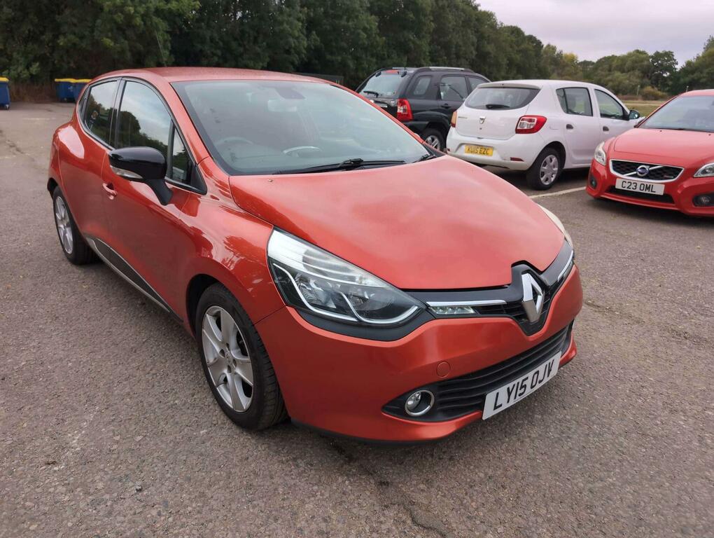Renault Clio Dynamique Medianav Red