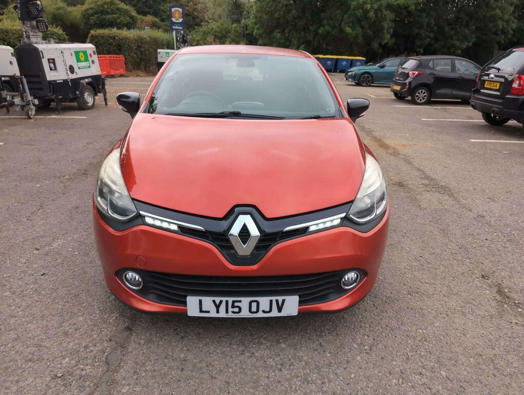 Renault Clio Dynamique Medianav Red #2