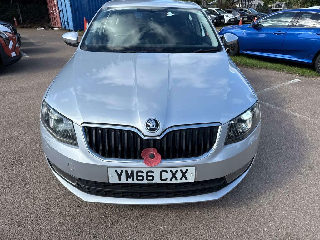 Skoda Octavia 1.4 Tsi Se Sport Dsg Euro 6 Ss Silver #2