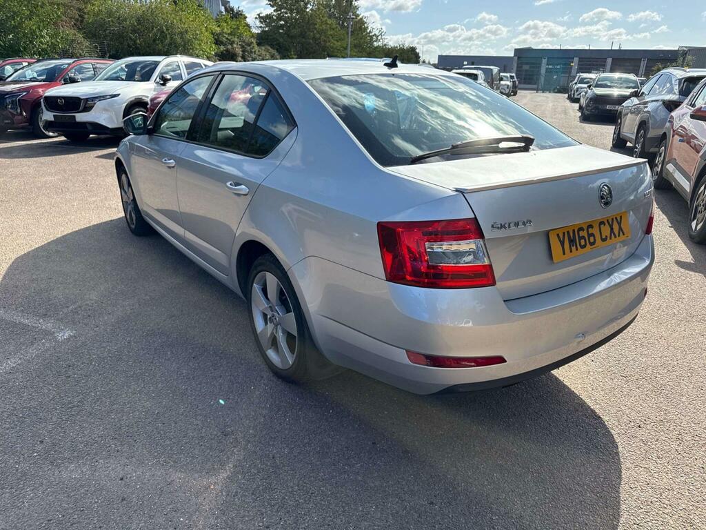 Skoda Octavia 1.4 Tsi Se Sport Dsg Euro 6 Ss Silver #4