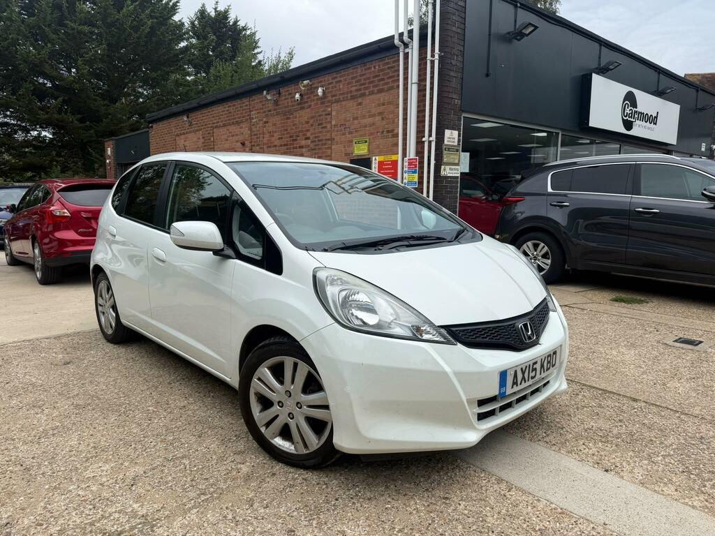 Honda Jazz Es Plus White