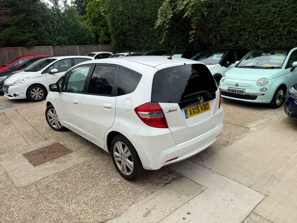Honda Jazz Es Plus White #4