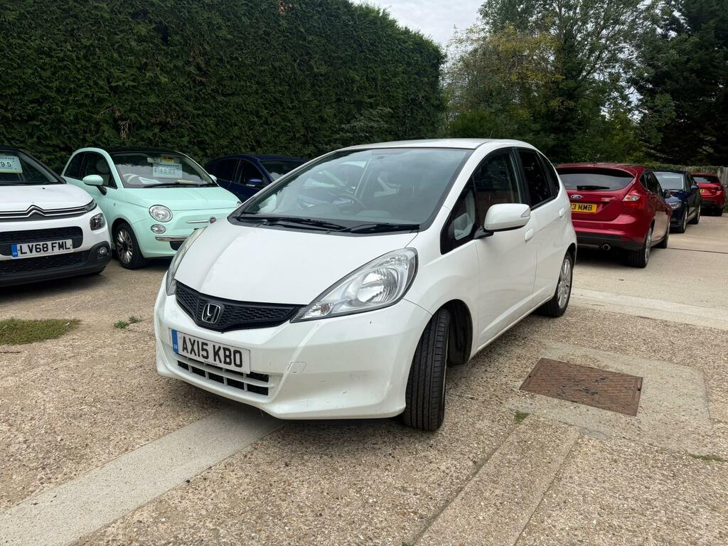 Honda Jazz Es Plus White #3