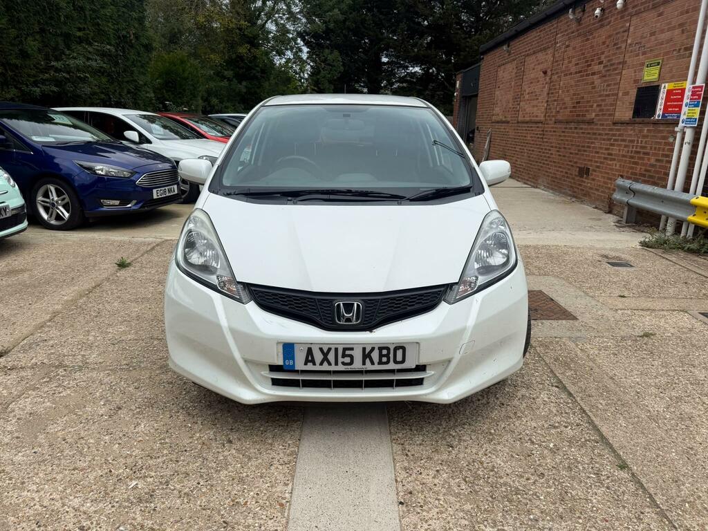 Honda Jazz Es Plus White #2