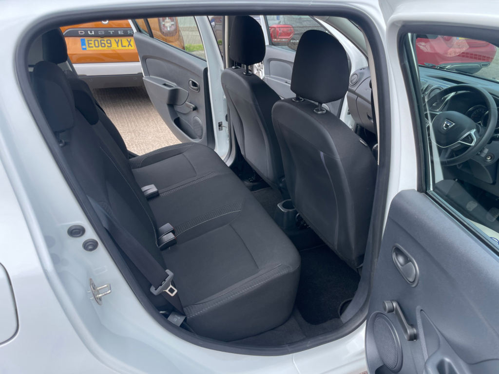 Dacia Sandero 0.9 Essential Tce 90 Bhp Black #7