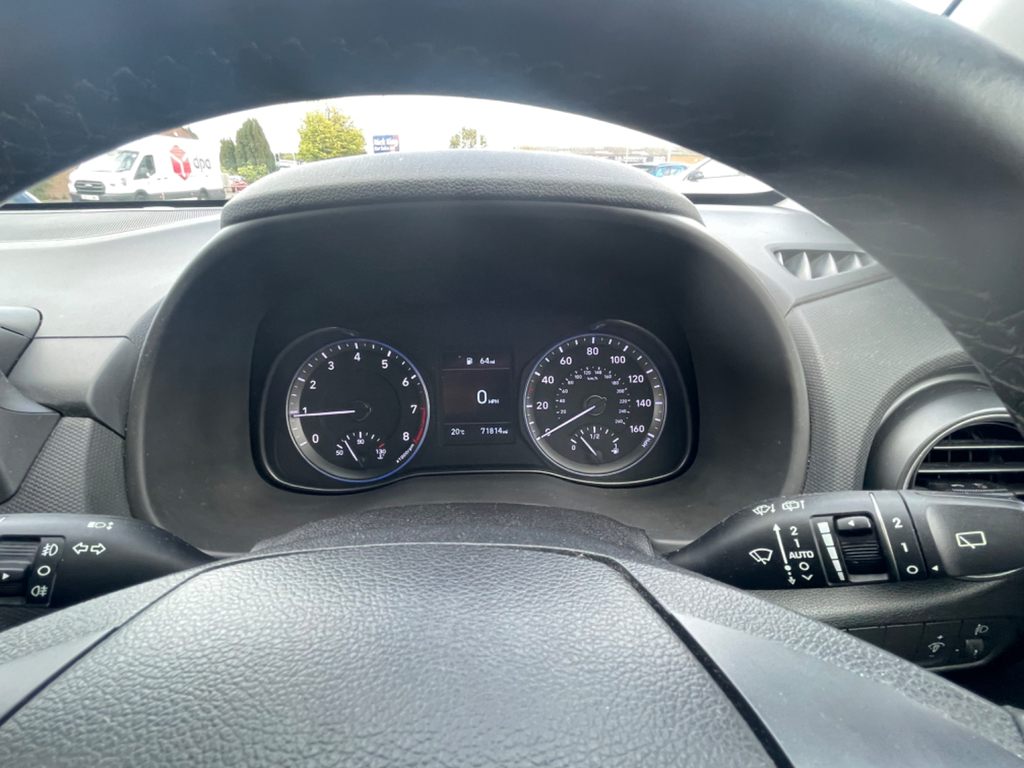 Hyundai Kona Se Orange #14