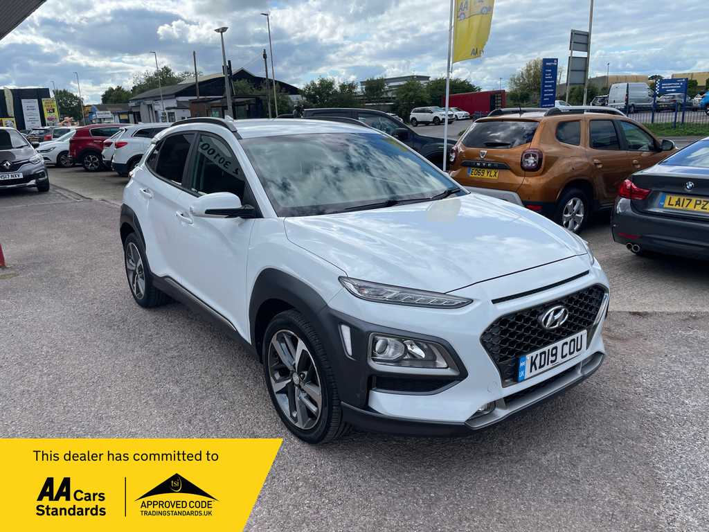Hyundai Kona Premium White