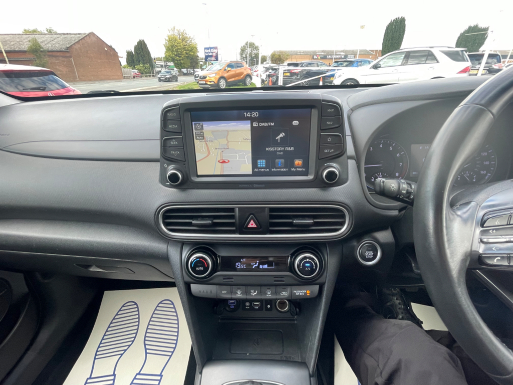 Hyundai Kona Se Orange #15