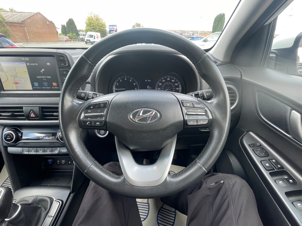 Hyundai Kona Se Orange #13