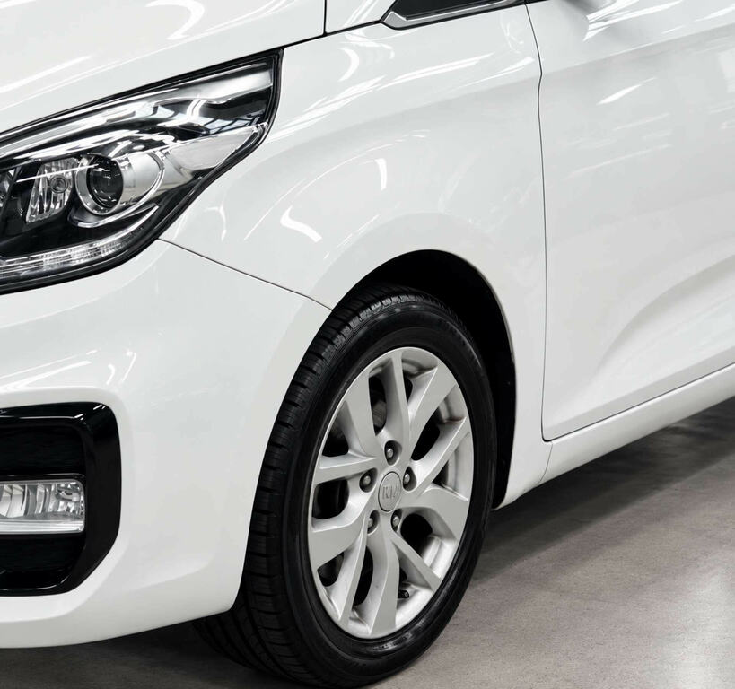 Kia Carens 3 Crdi Isg White #9