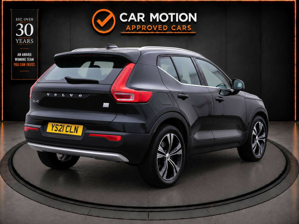 Volvo XC40 1.5 Xc40 Inscription T4 Recharge Black #4