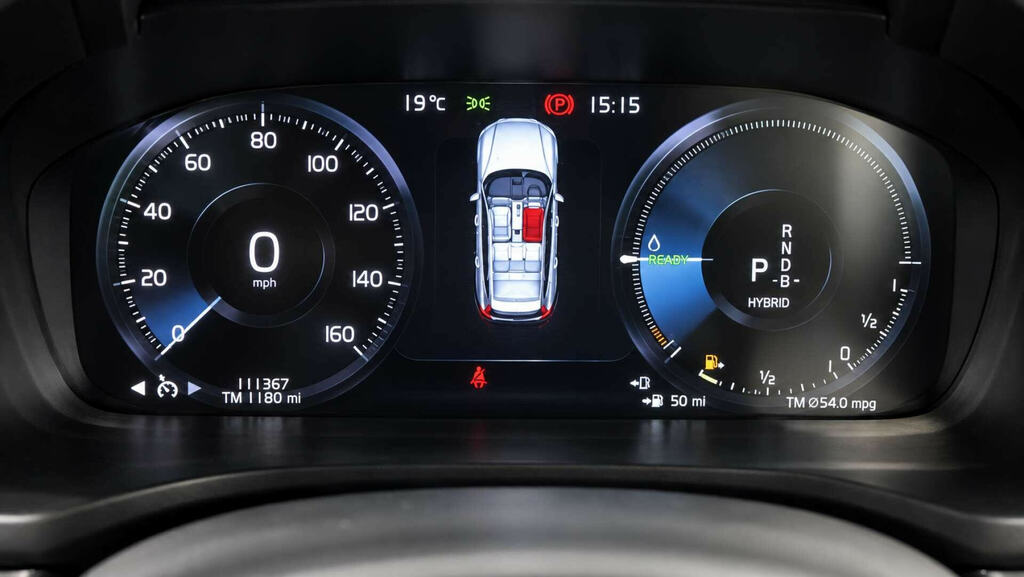 Volvo V60 2.0 B3p Momentum Grey #19