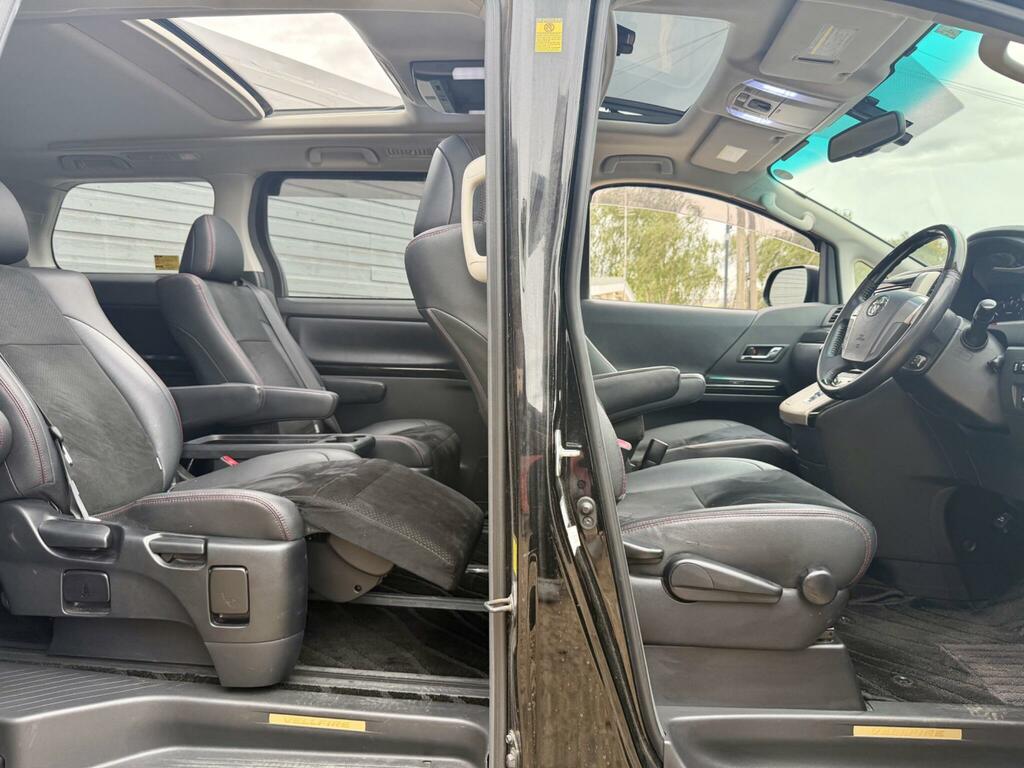 Toyota Vellfire 2.4 Z Golden Eyes Black #6
