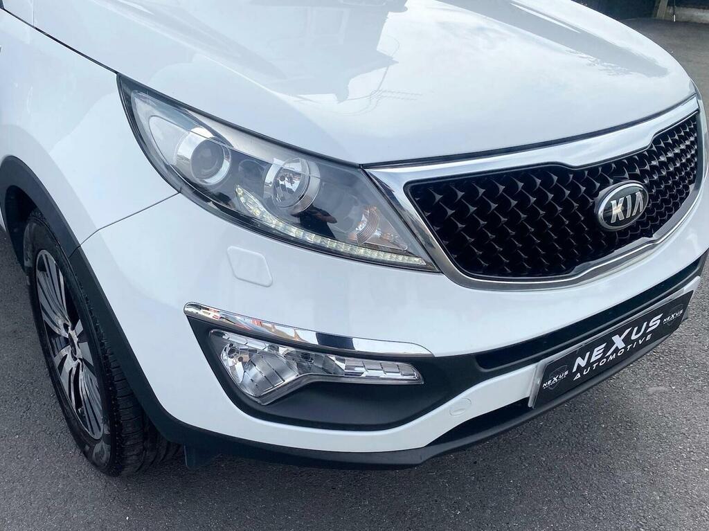 Kia Sportage Black #14