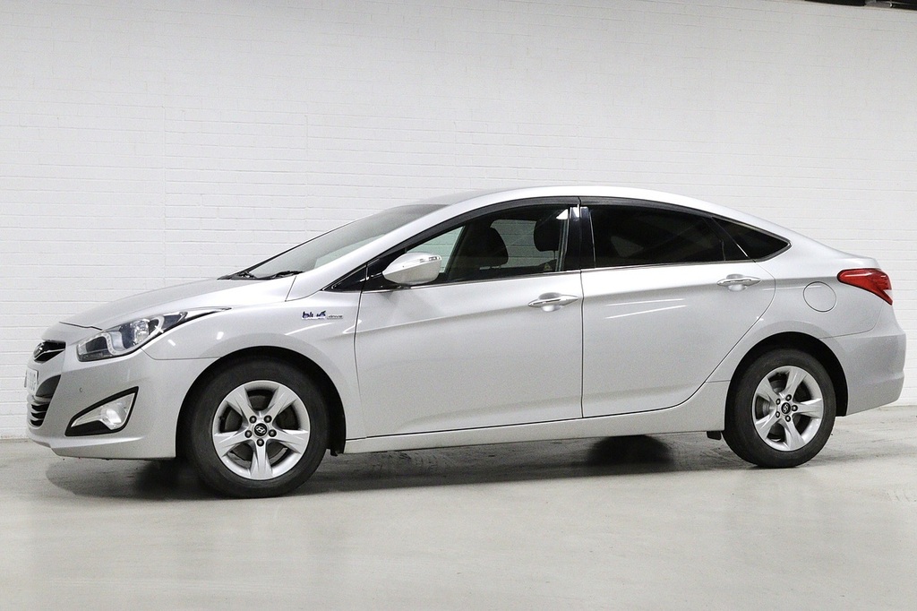 Hyundai I40 Crdi Blue Drive Style Silver #4