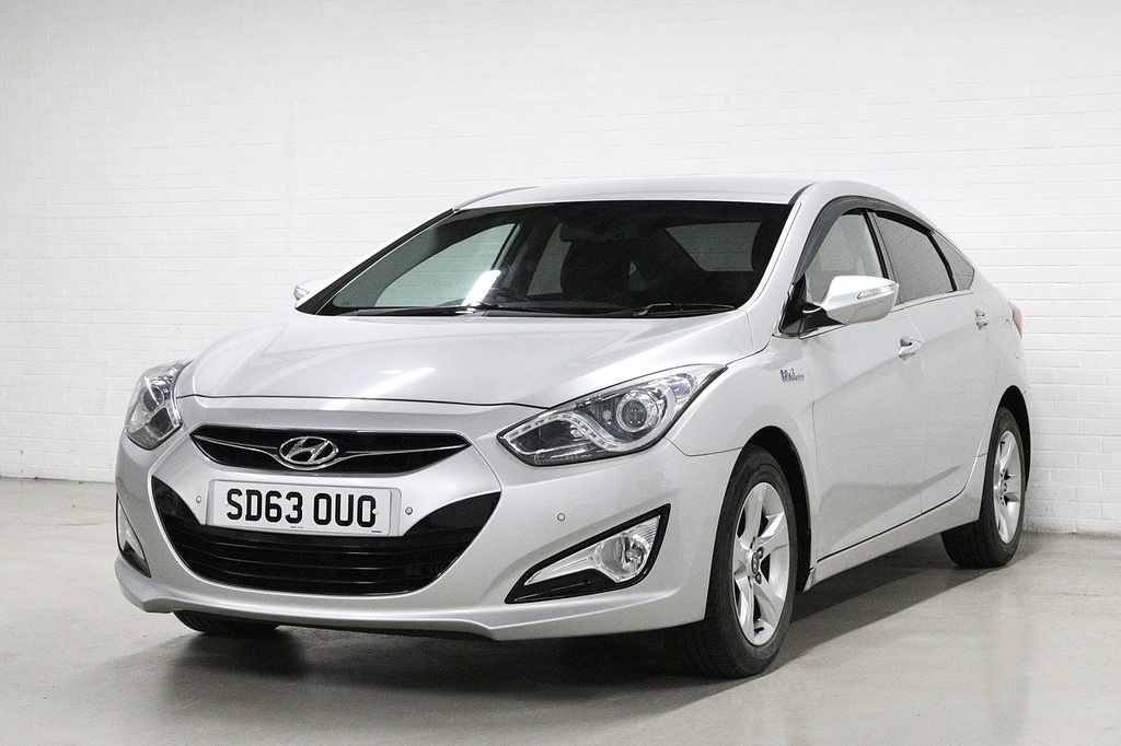 Hyundai I40 Crdi Blue Drive Style Silver #3