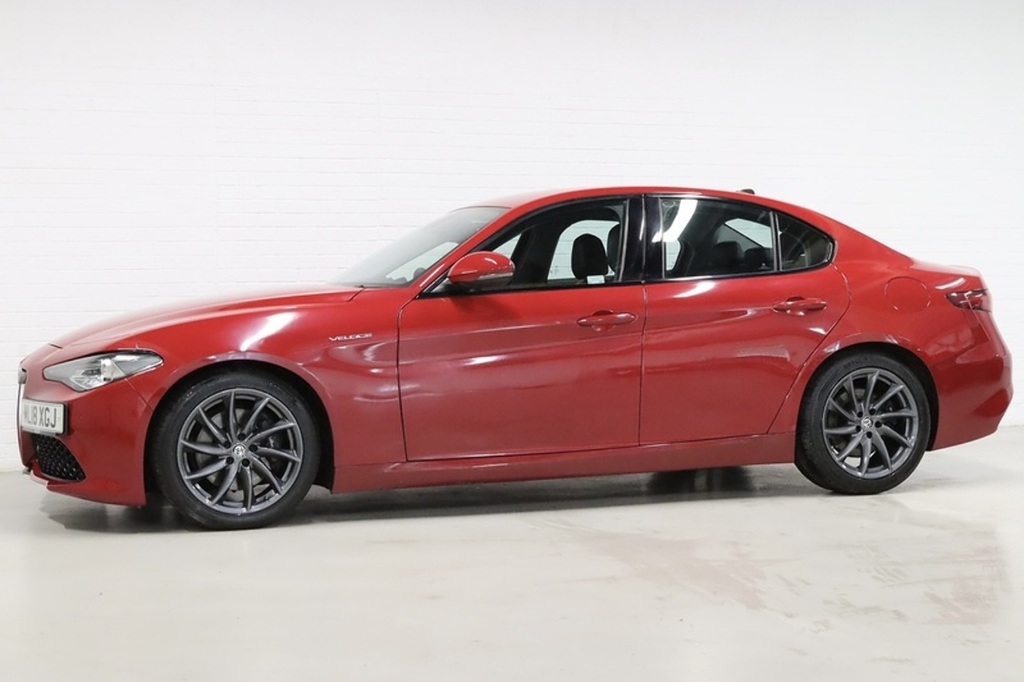 Alfa Romeo Giulia T Veloce Red #4
