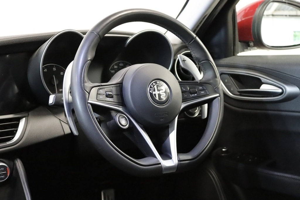Alfa Romeo Giulia  White #11