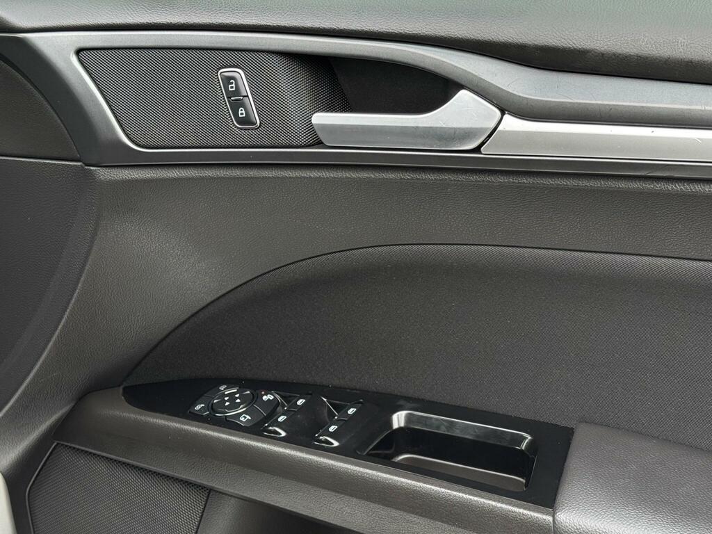 Ford Mondeo  Grey #27