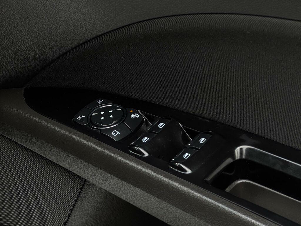 Ford Mondeo  Grey #28
