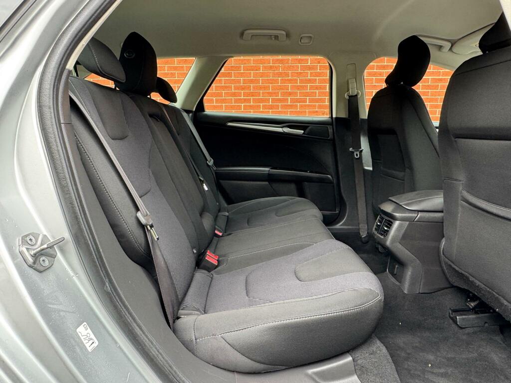 Ford Mondeo  Grey #42