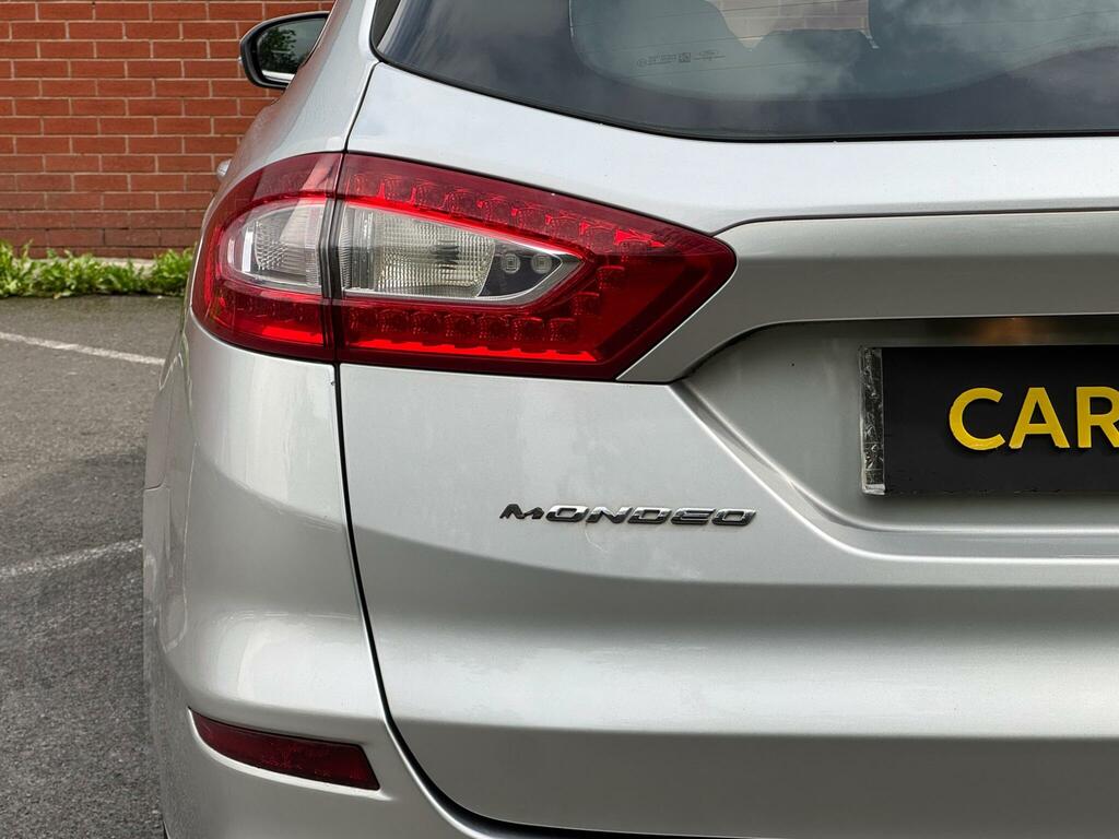 Ford Mondeo  Grey #16