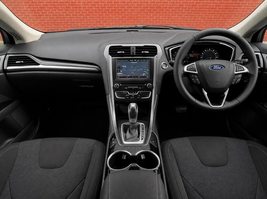Ford Mondeo  Grey #17
