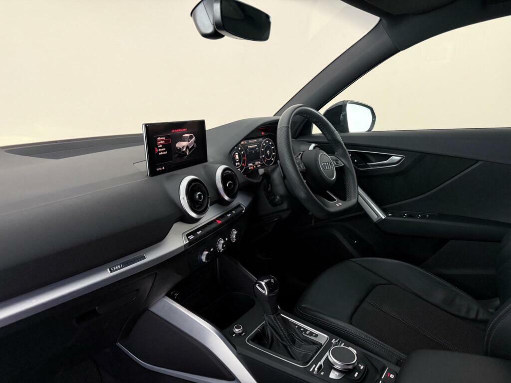 Audi Q2 1.5 Tfsi Cod 35 Black Edition S Tronic Euro 6 Ss YC72XML Black #4