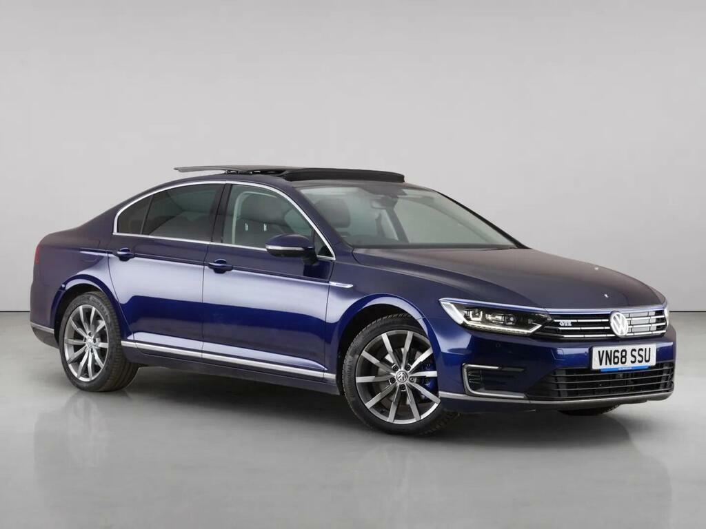 Volkswagen Passat 1.4 Tsi Gte Advance Saloon Plug-in Hybr Blue