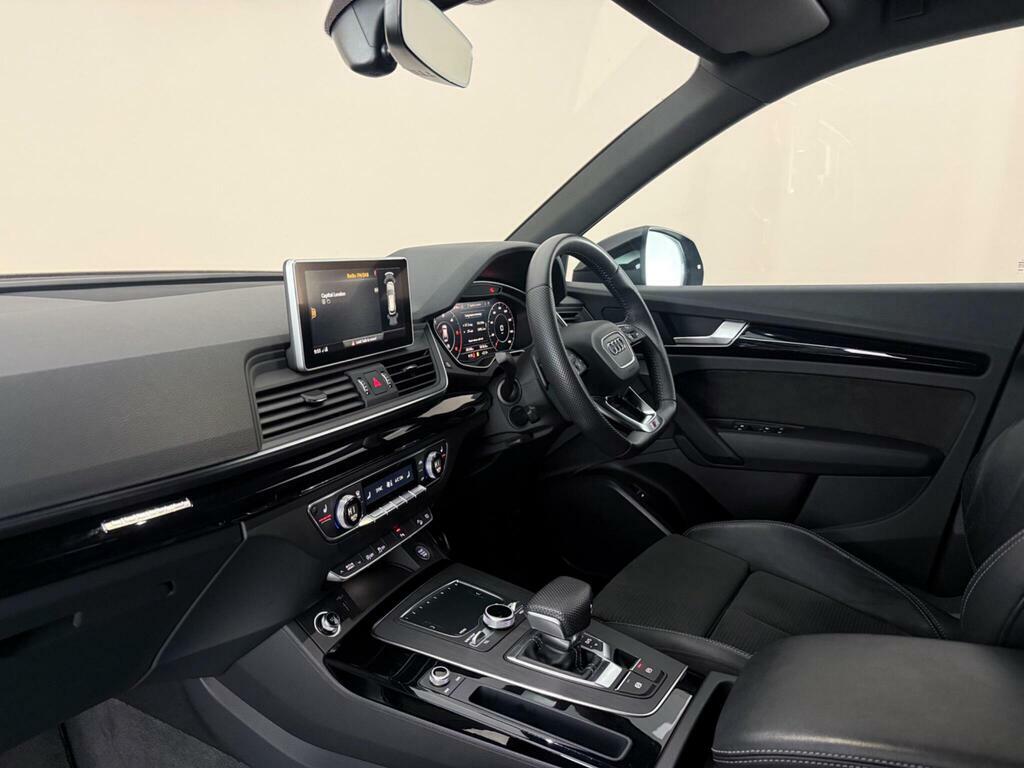 Audi Q5 2.0 Tdi 40 Black Edition Suv S Tronic Q Grey #4