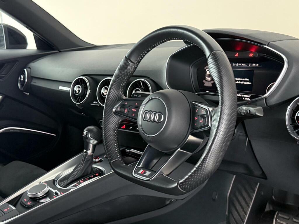 Audi TT 2.0 Tfsi 45 Black Edition Coupe S Troni Black #3