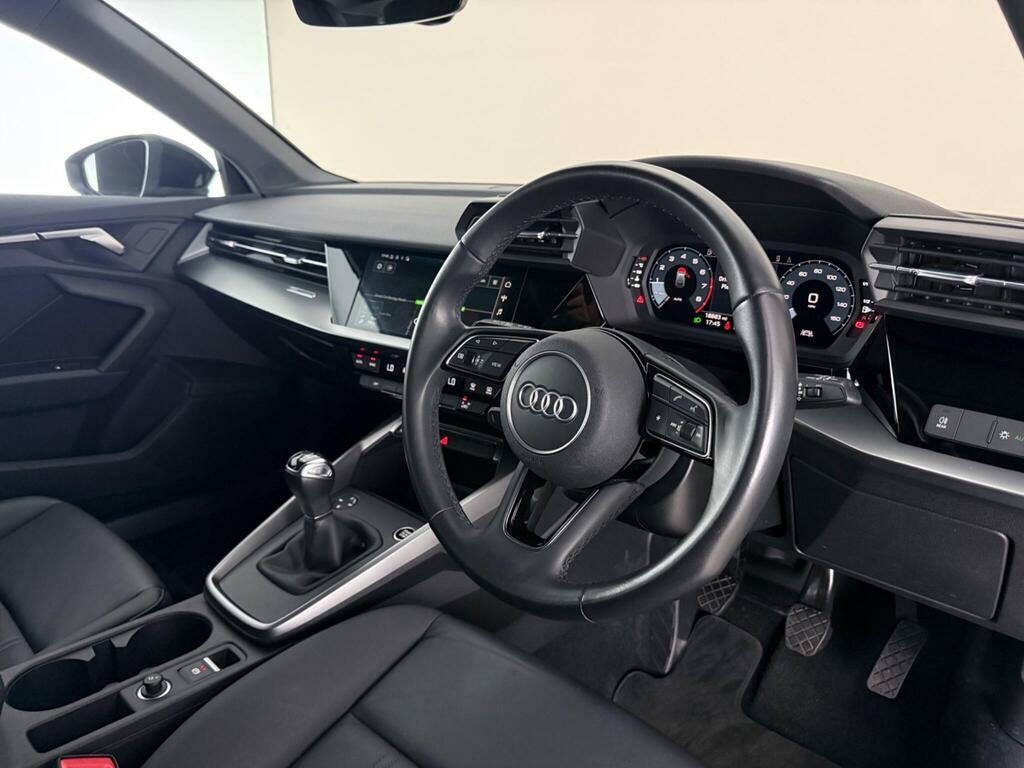 Audi A3 A3 Sportback 40 Tfsi S Line E Grey #3