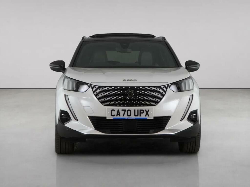 Peugeot e-2008 50Kwh Gt Suv 136 Ps White #5