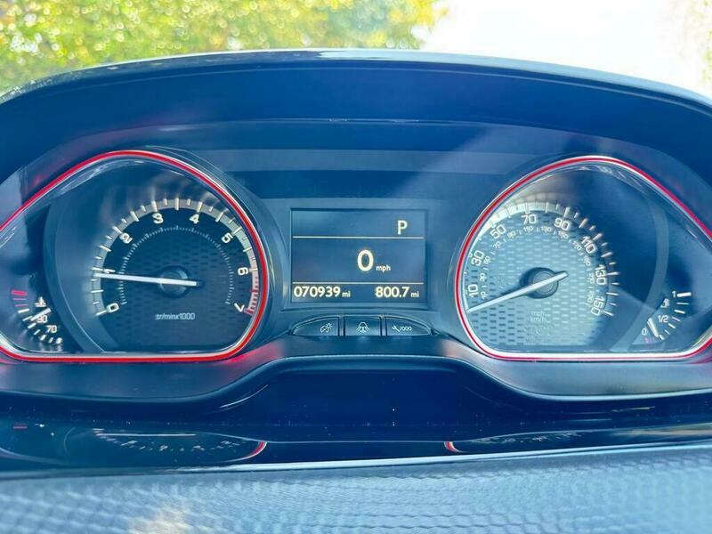 Peugeot 2008 Puretech S S Gt CY68AKU Black #4