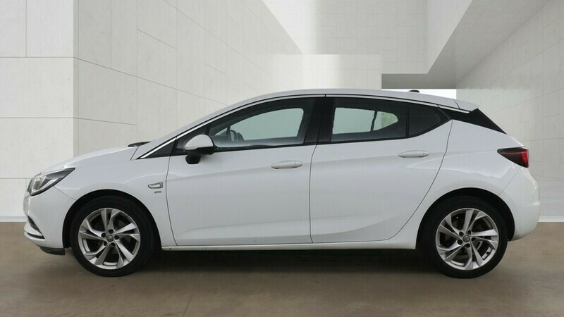Vauxhall Astra Sri Nav S S VU69VPC White #6