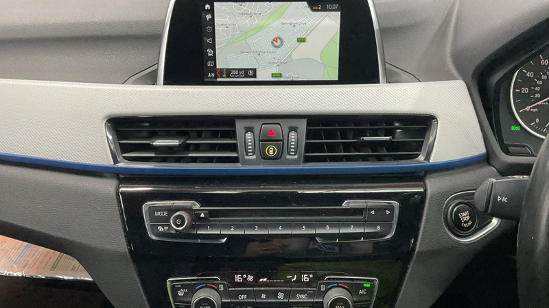 BMW X1 Xdrive20d M Sport Black #2