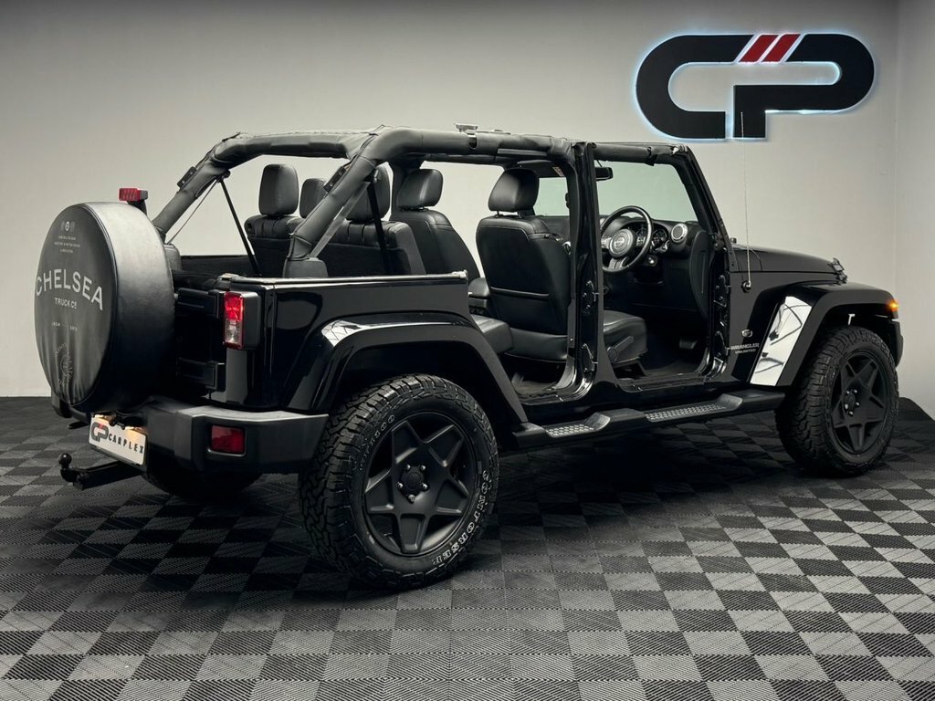 Jeep Wrangler 2.8L Overland Black #2