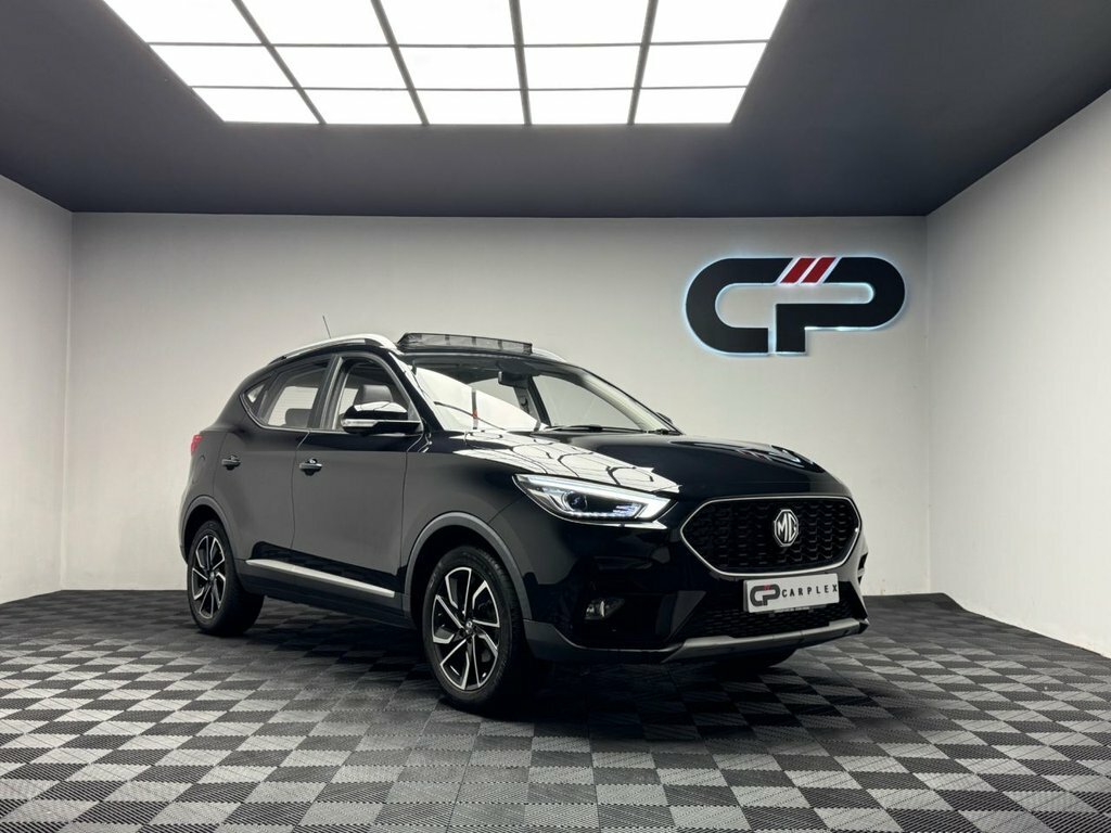 MG ZS 1L Exclusive Black #4