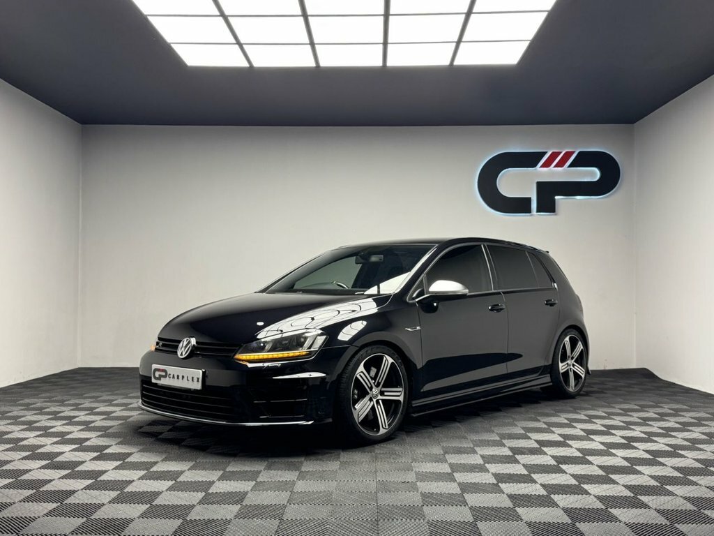 Volkswagen Golf 2L R Black #4