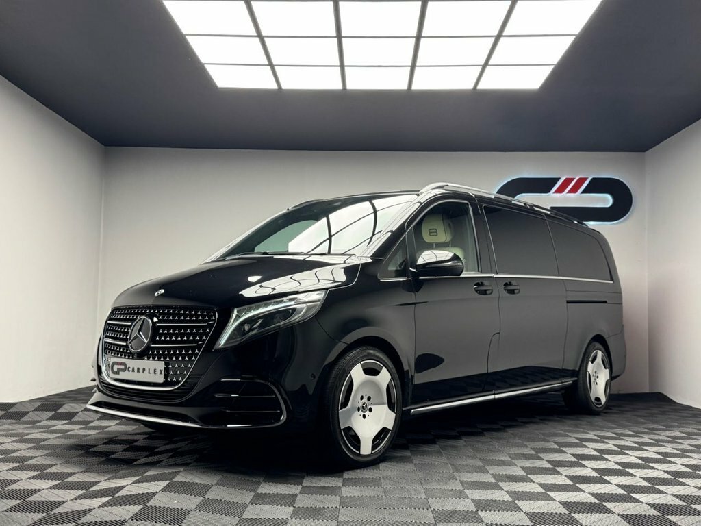 Mercedes-Benz V Class 2.2L Amg Line Black #6