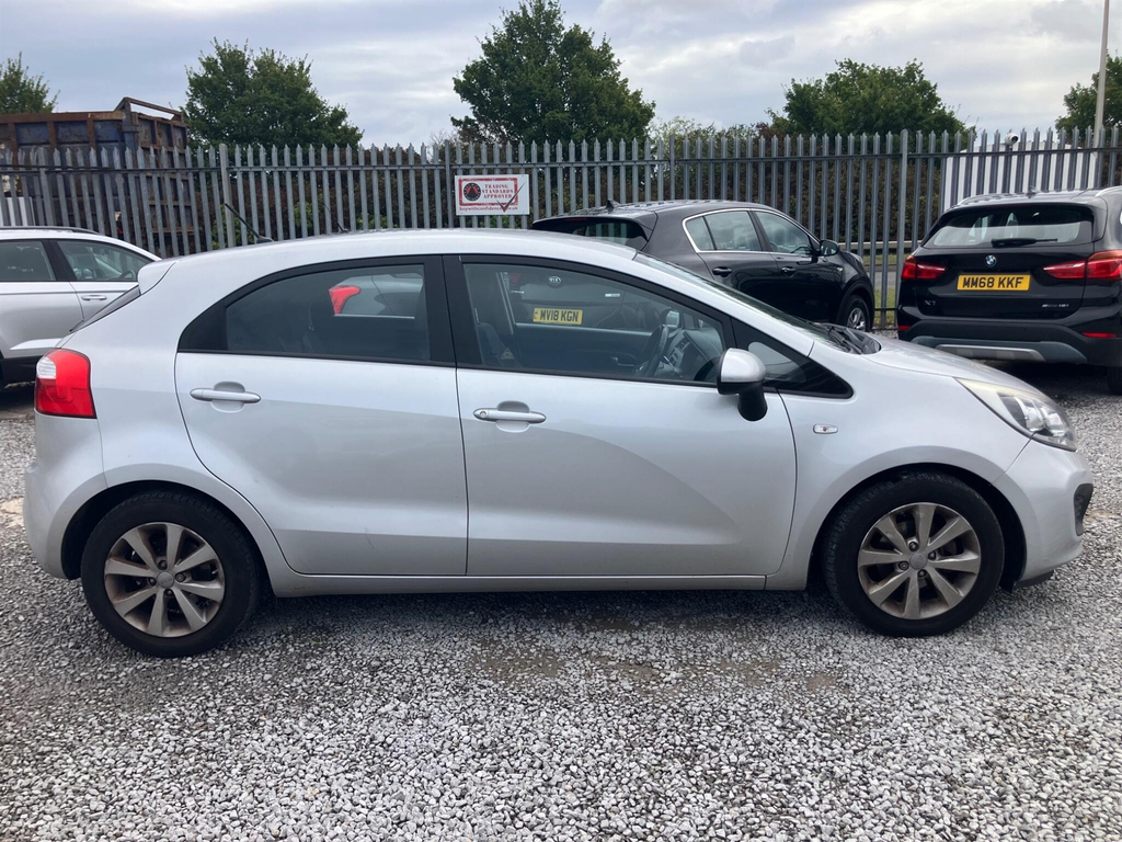 Kia RIO 1.25 Sr7 Red #19