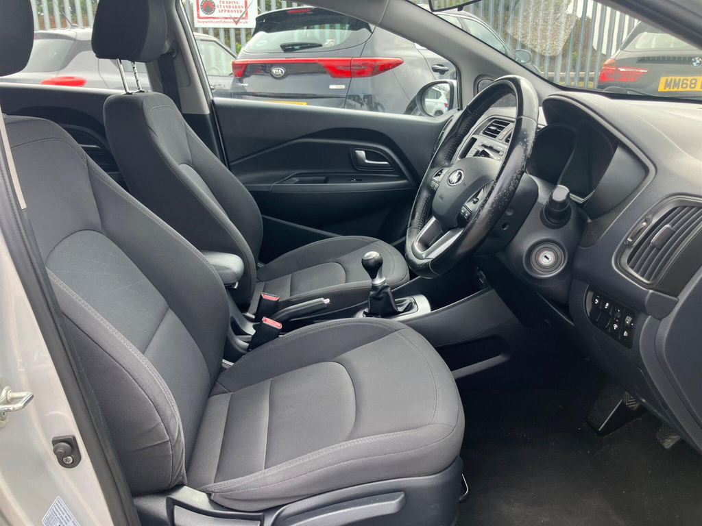 Kia RIO 1.25 Sr7 Red #23